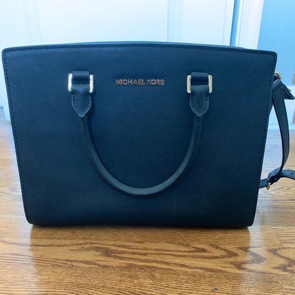 Michael Kors Large Selma Saffiano Satchel - Picture 2 of 7